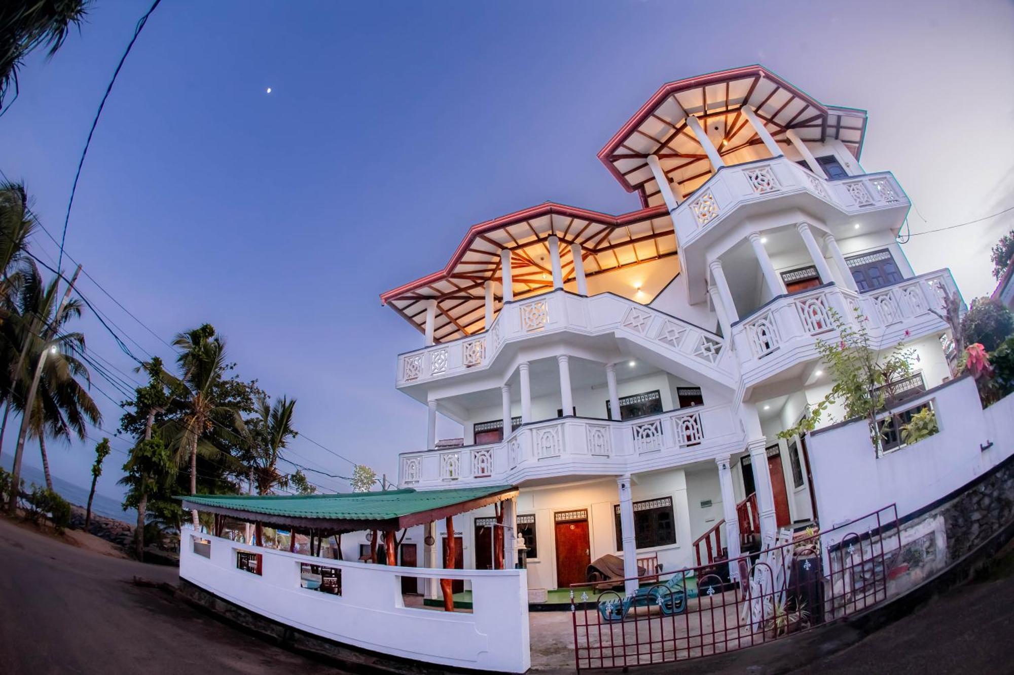 Grand Ocean Resort Tangalle Exterior photo