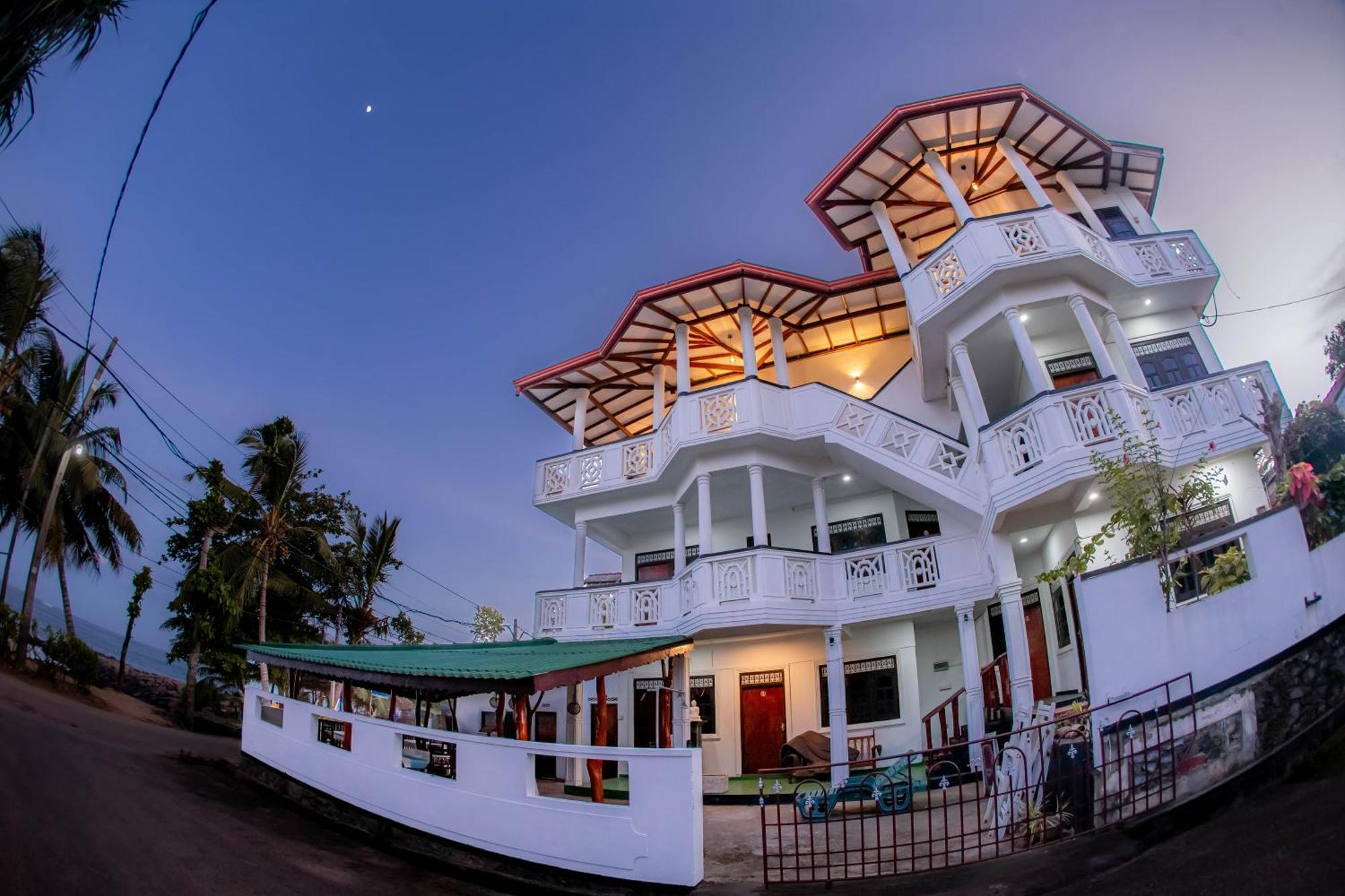 Grand Ocean Resort Tangalle Exterior photo